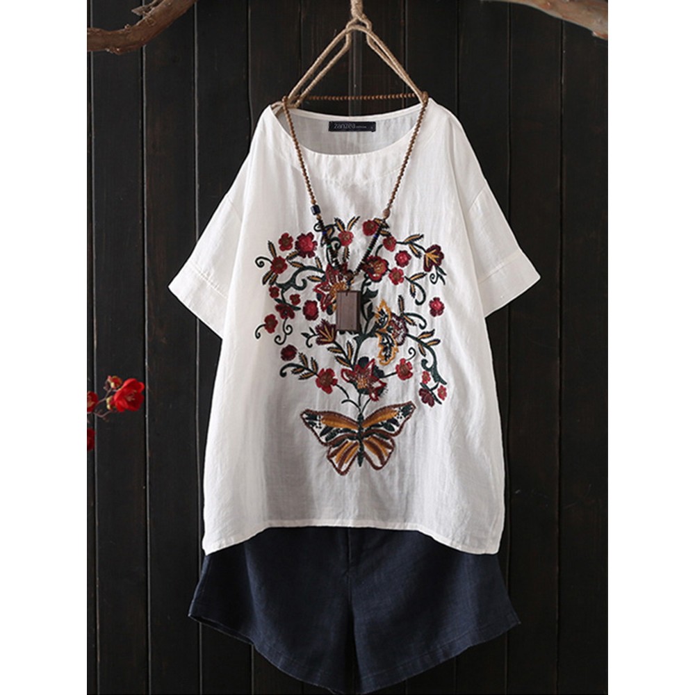 Women Floral Embroidered O-Neck Half Sleeve Blouse